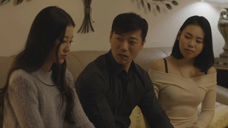 Con Dâu Bé Bỏng Full